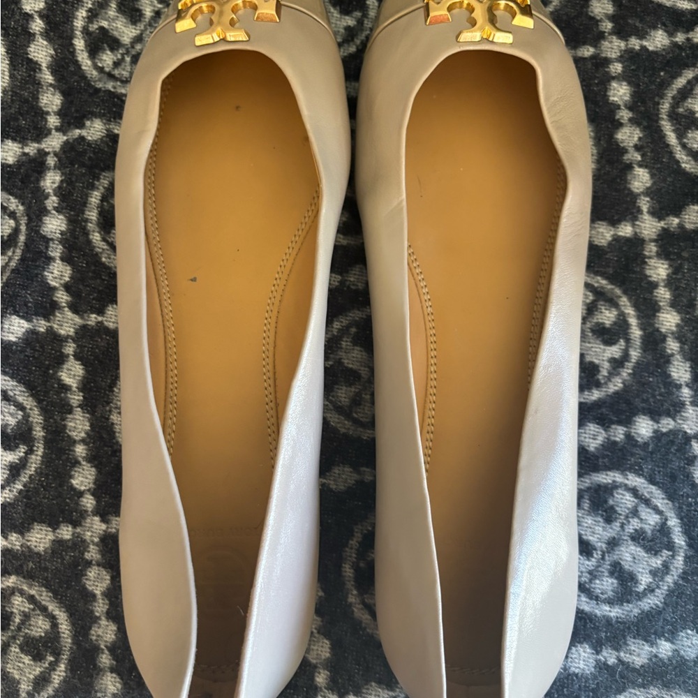 Tory Burch Gold Accent Beige Flats